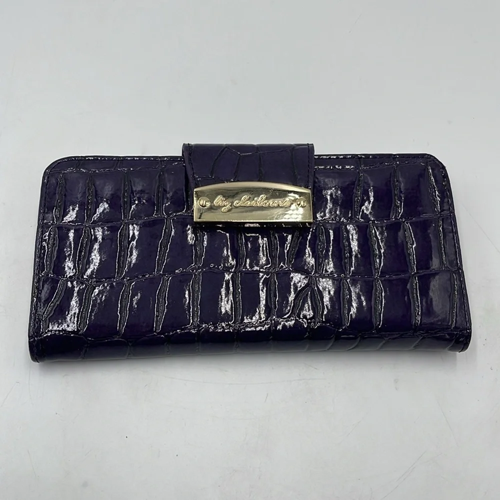 Liz Claiborne Wallet